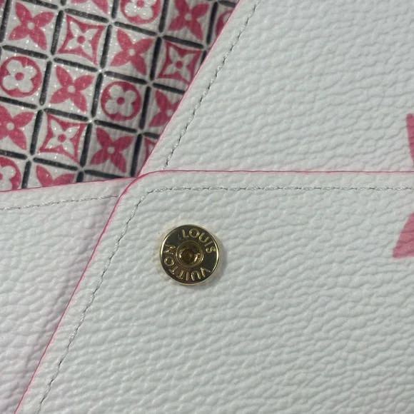 Stunning Rare Louis Vuitton Medium Kirigami Watercolor Sold - Picture 11 of 11